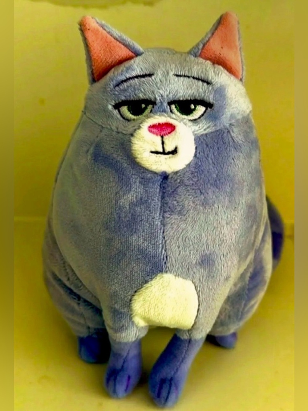 Chloe Cat From The Secret Life of Pets plush character movie rare violet cute 6"